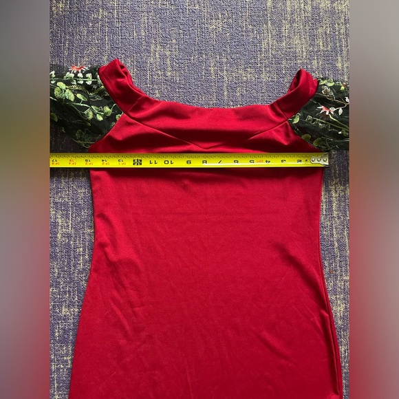 Off the shoulder puffy sleeve dress - Picture 4 of 8